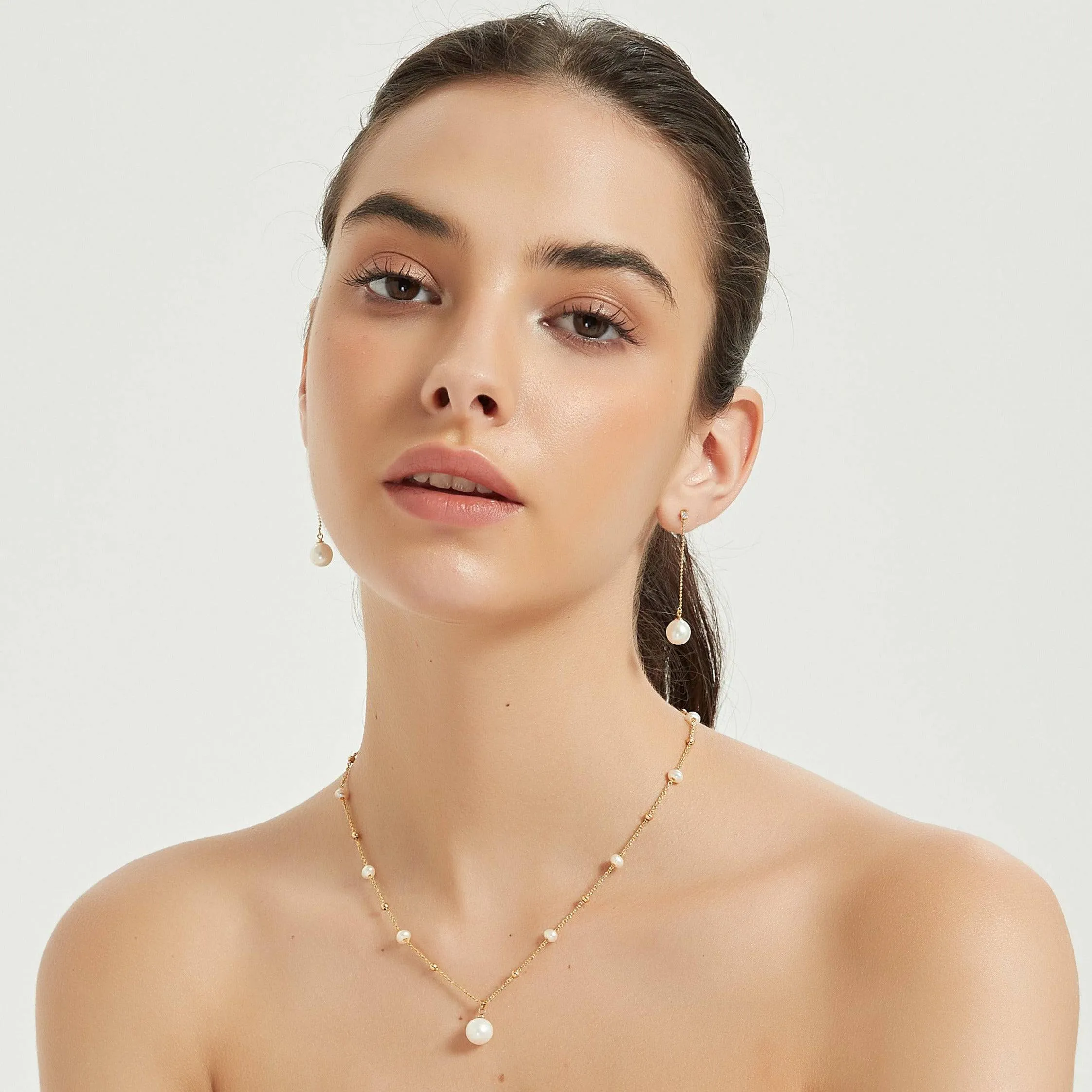 Grace Pearl Long Earrings