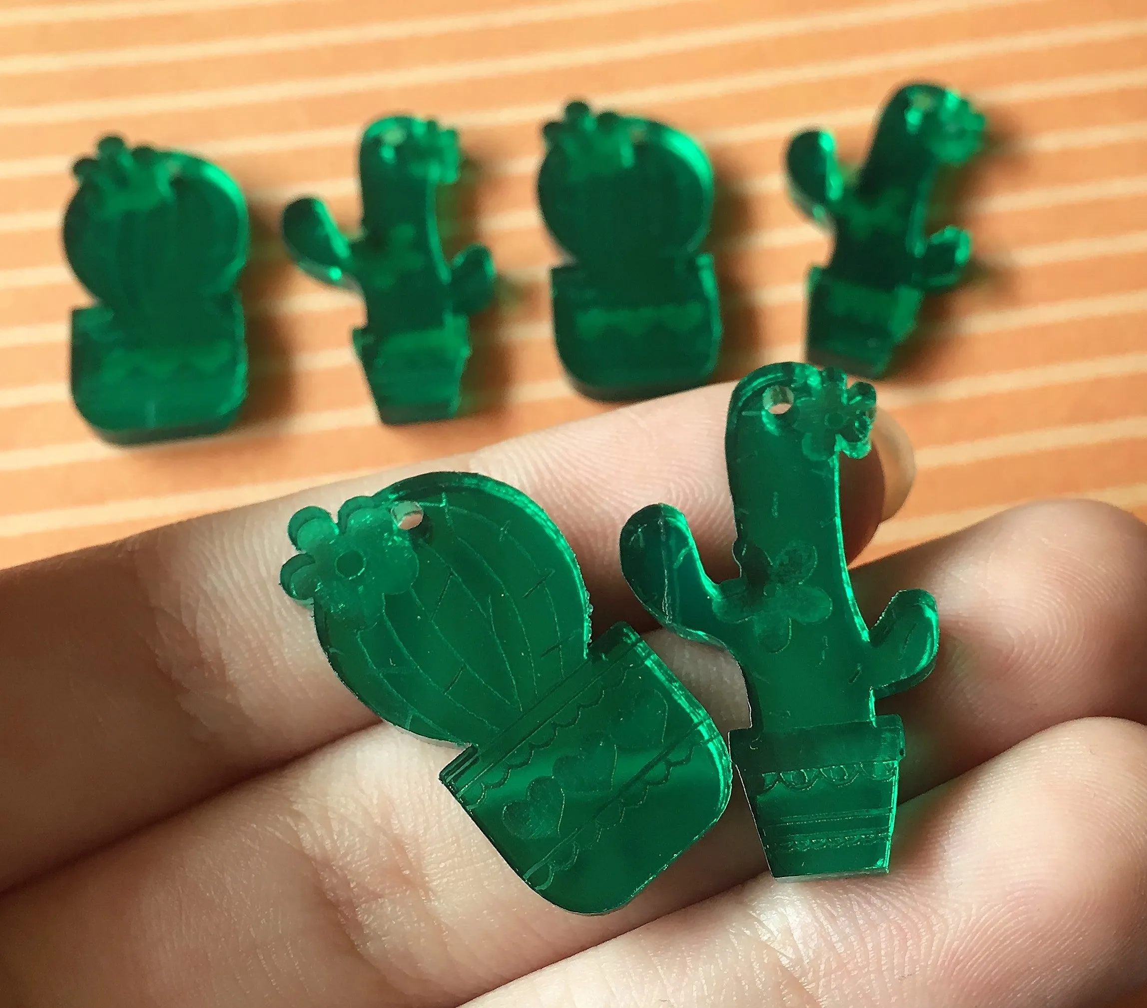 Green Mirror Cactus / 6 Pieces, 30mm