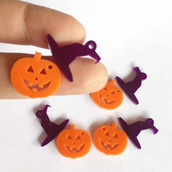 Halloween Acrylic Charms / 14 Pieces, 15-25mm
