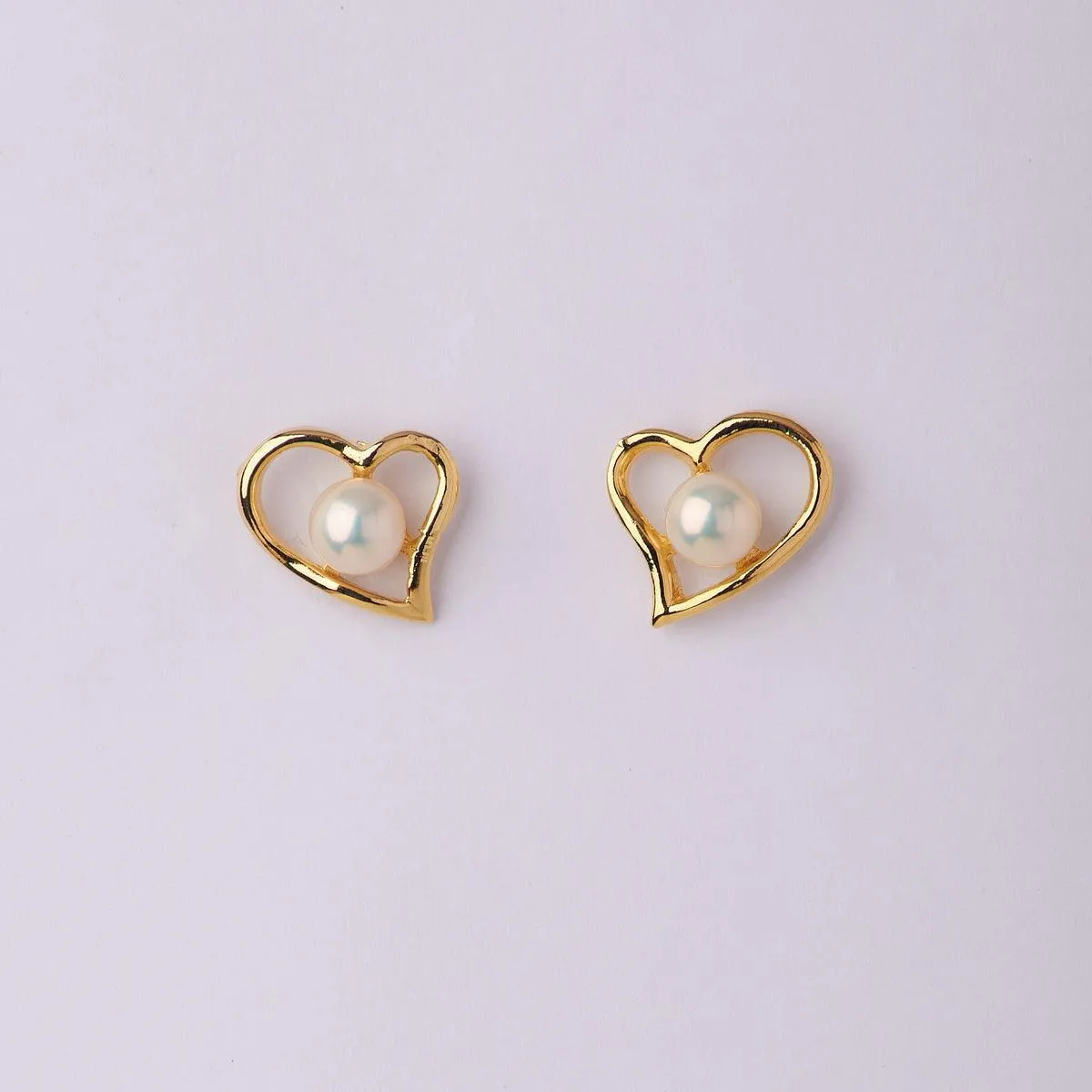 Heart Pearl Stud Earring
