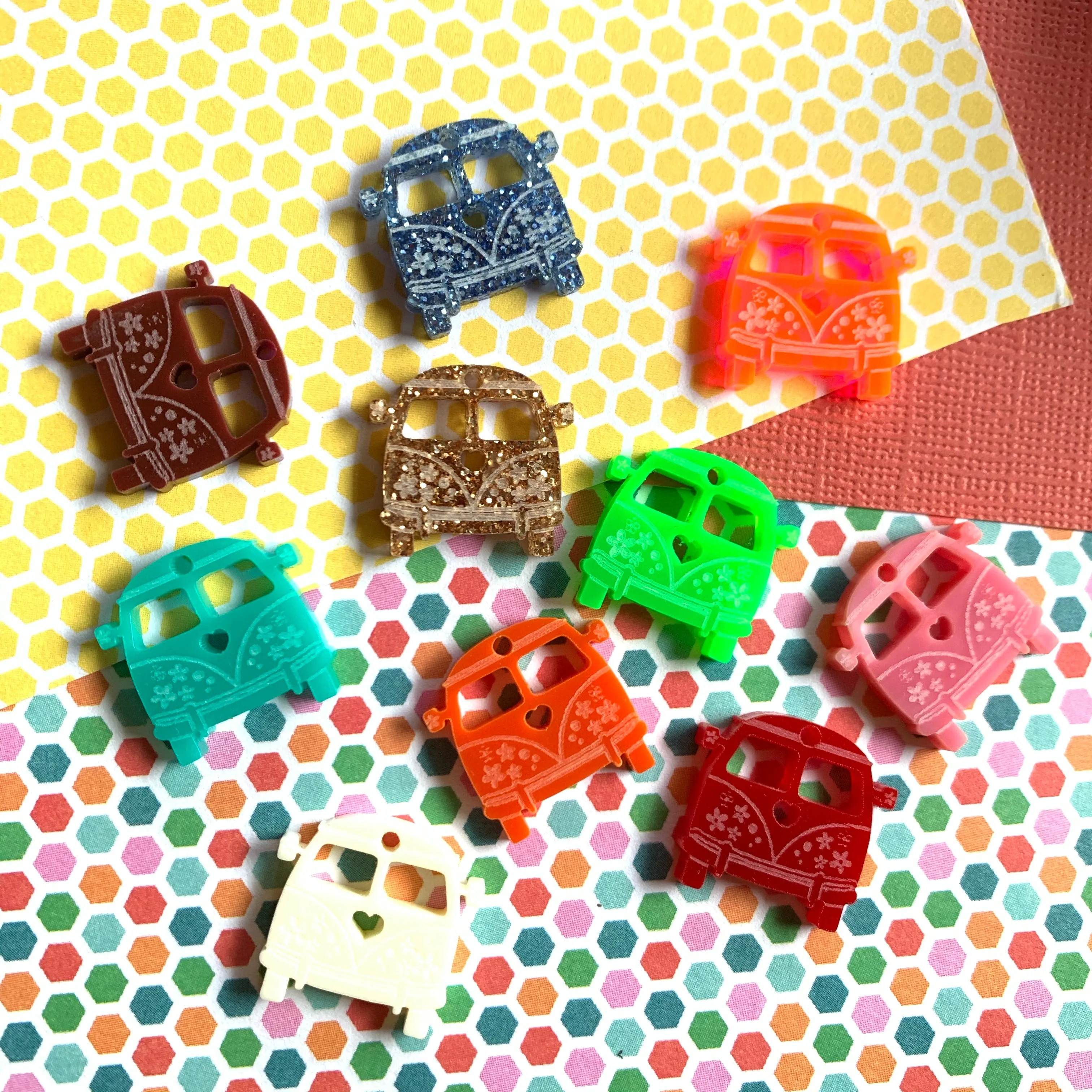 Hippie Van / 10 Pieces, 20mm