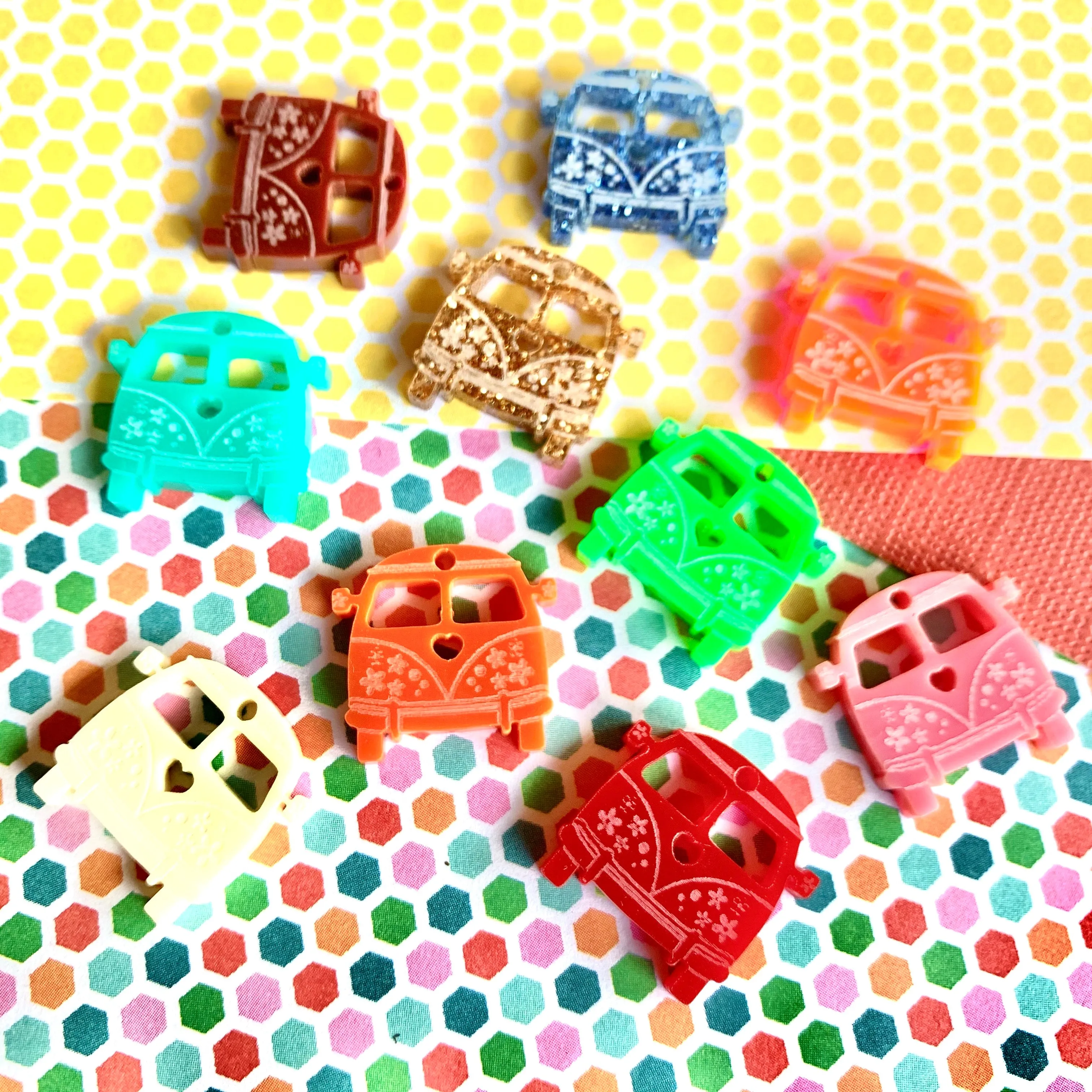 Hippie Van / 10 Pieces, 20mm