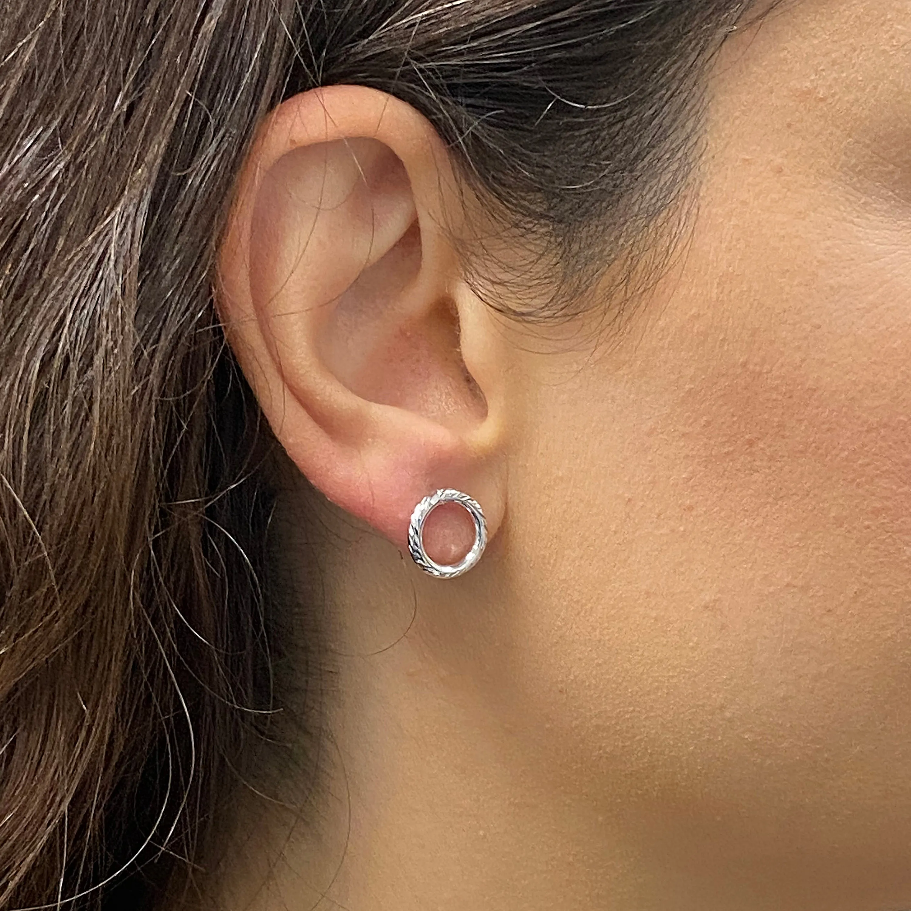 Italian 14k White Gold Diamond Cut Tubular Eternity Circle Stud Earrings