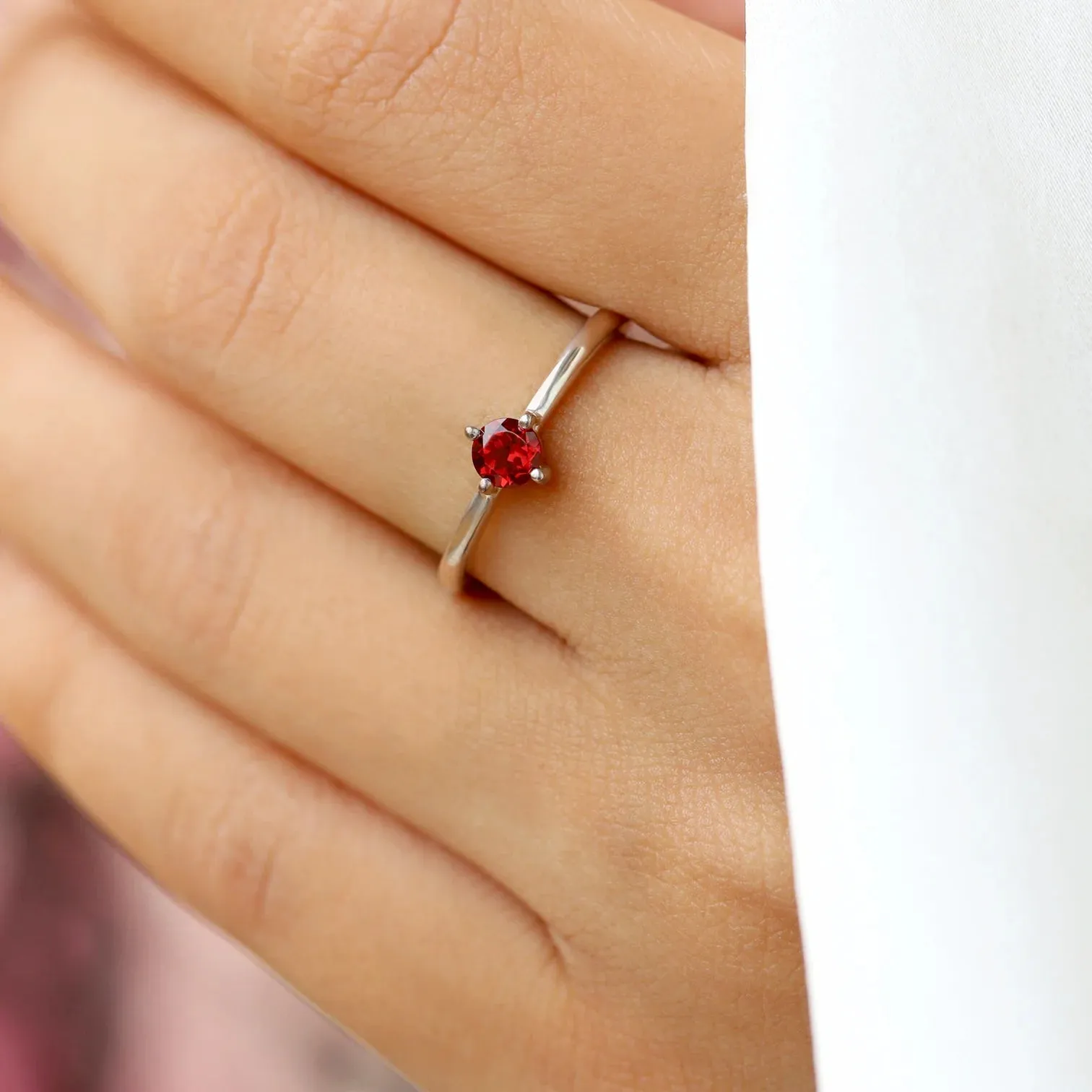 Kristian Garnet Ring