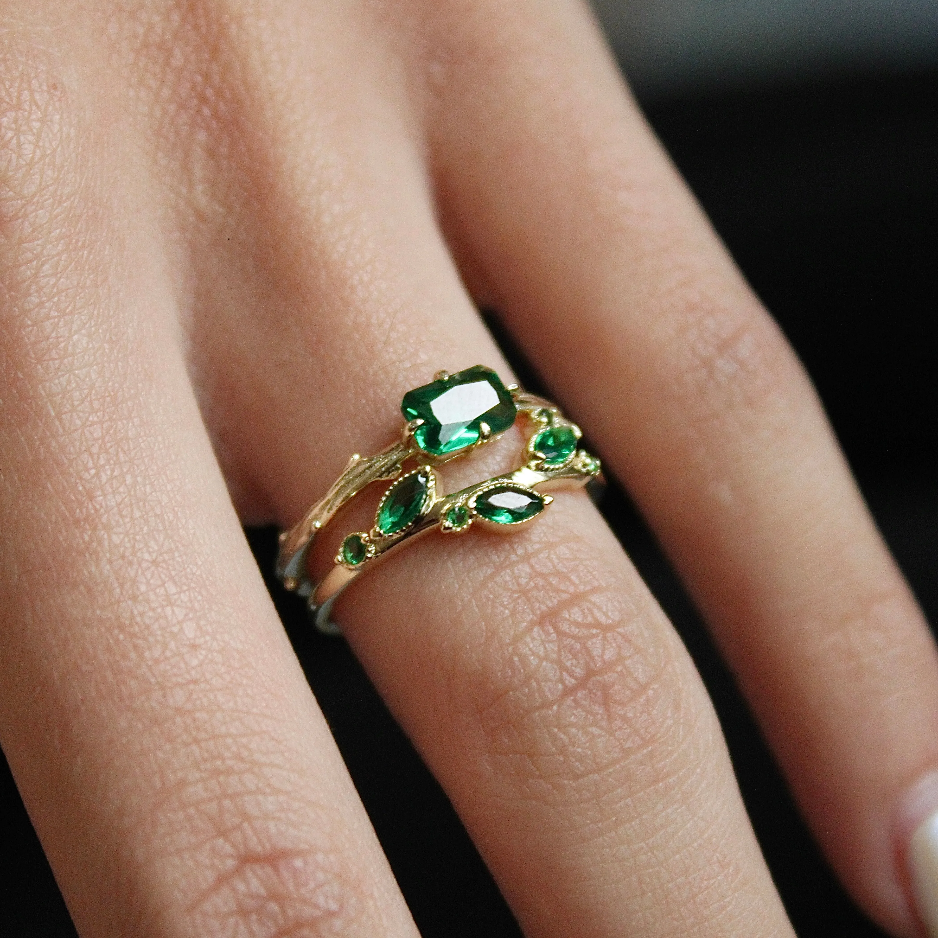 Lab Grown Emerald Bark Ring