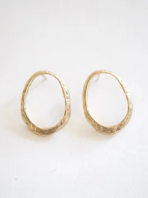 Large Oval Seashell Stud Earrings