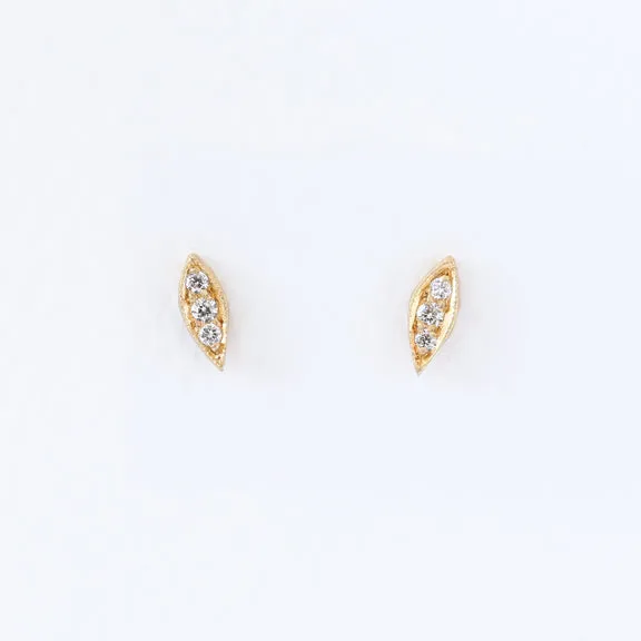 Leaf studs