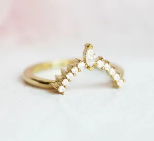 Liza Halo Moissanite Marquise Band