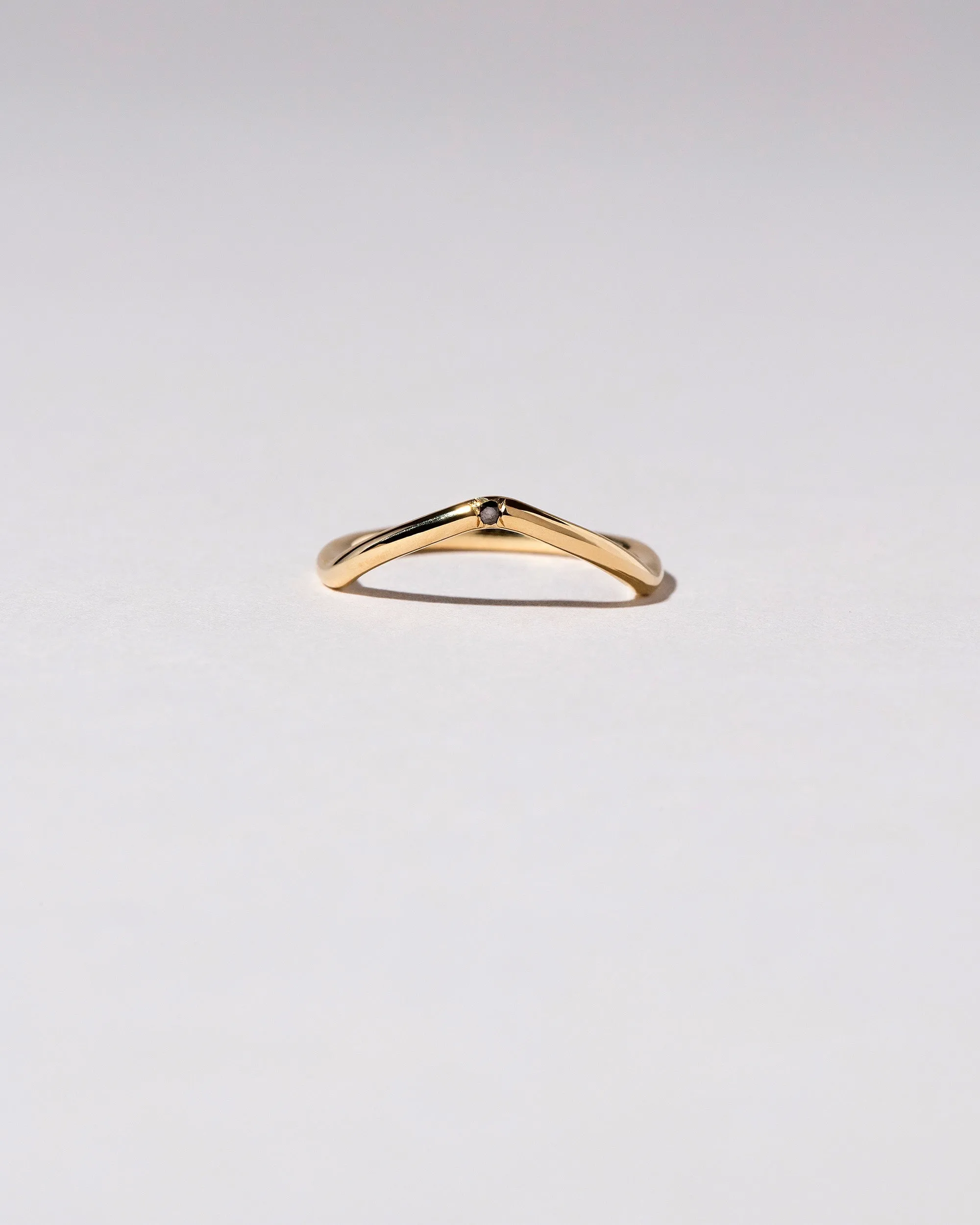 Low Peak Band in Single Stone 14k Yellow Gold With Black Diamond - sz5.75 x Vault