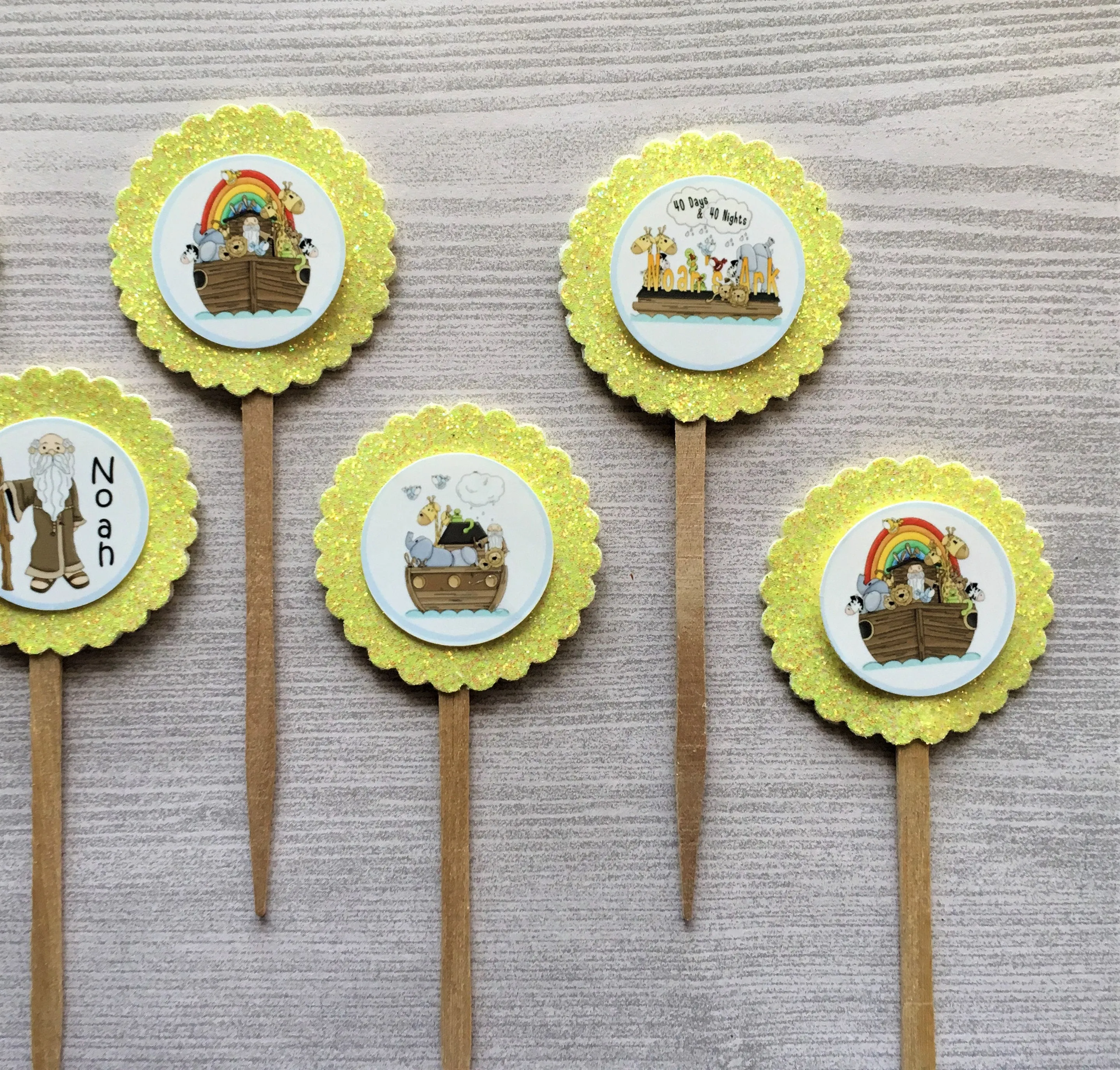 Noah (Noahs Ark) Cupcake Toppers, Set of 6