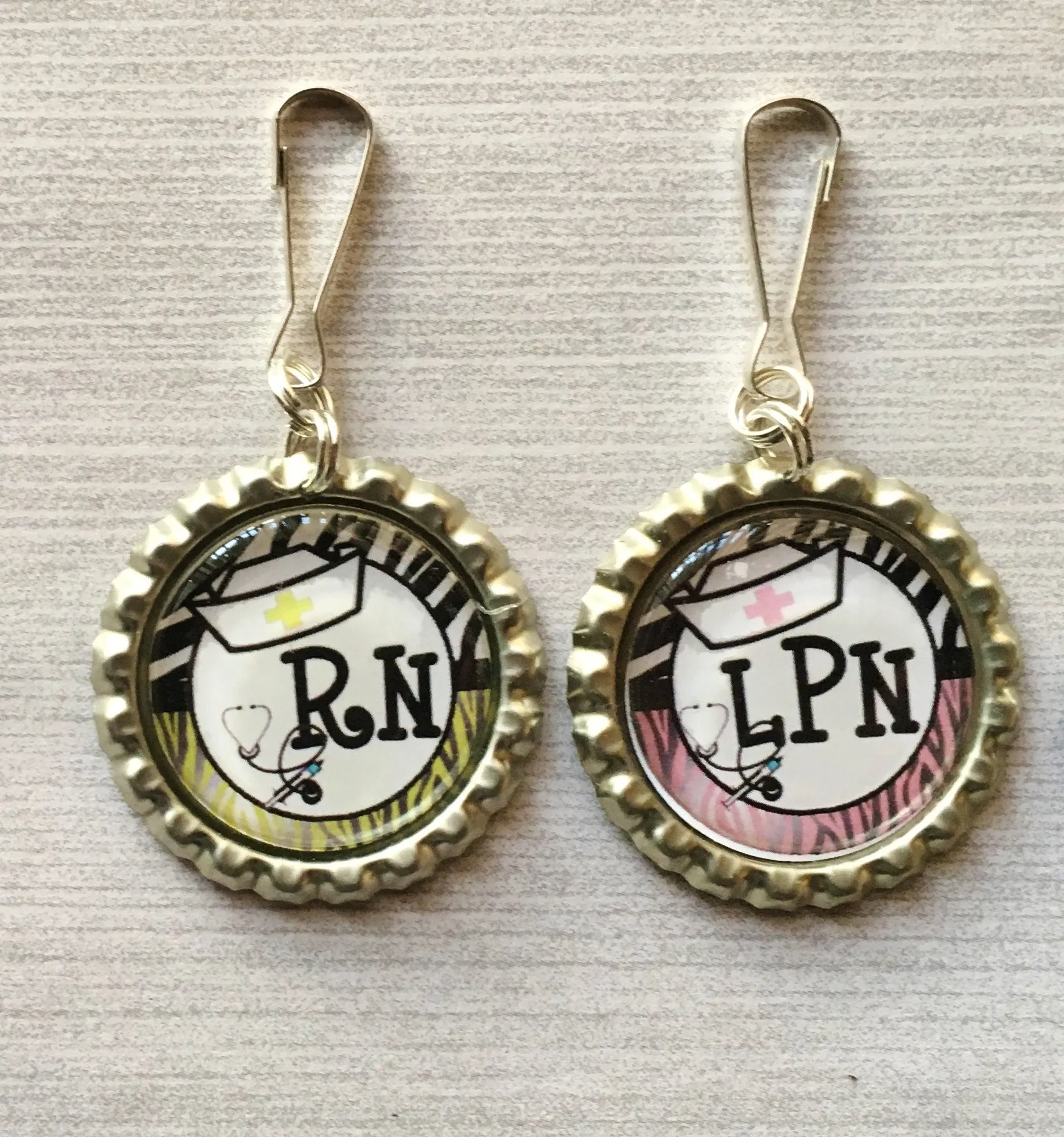 Nursing (RN,LPN,CNA) Zipper Pull Charms
