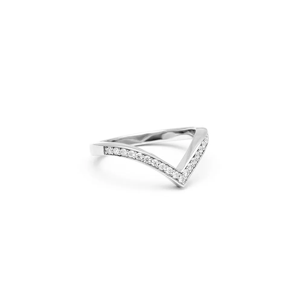 PAVÉ CHEVRON STACKING RINGS | WHITE DIAMONDS