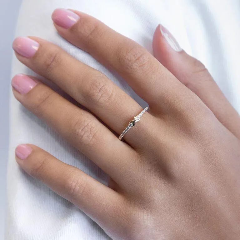 Pavé Infinity Ring