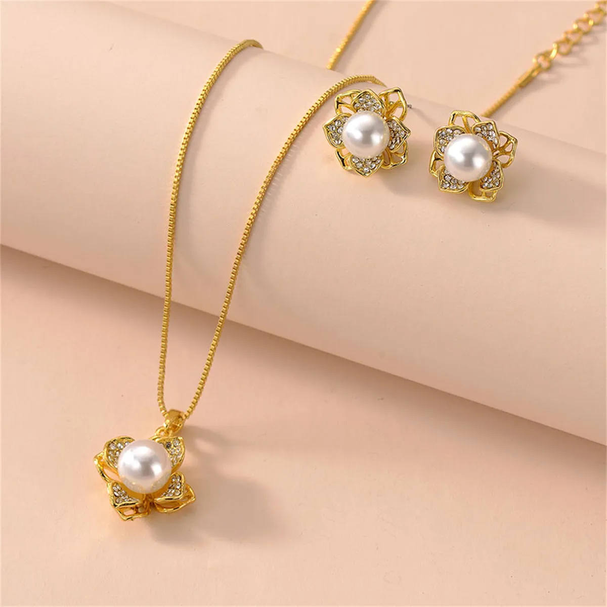 Pearl & Cubic Zirconia 18K Gold-Plated Flower Pendant Necklace & Earrings