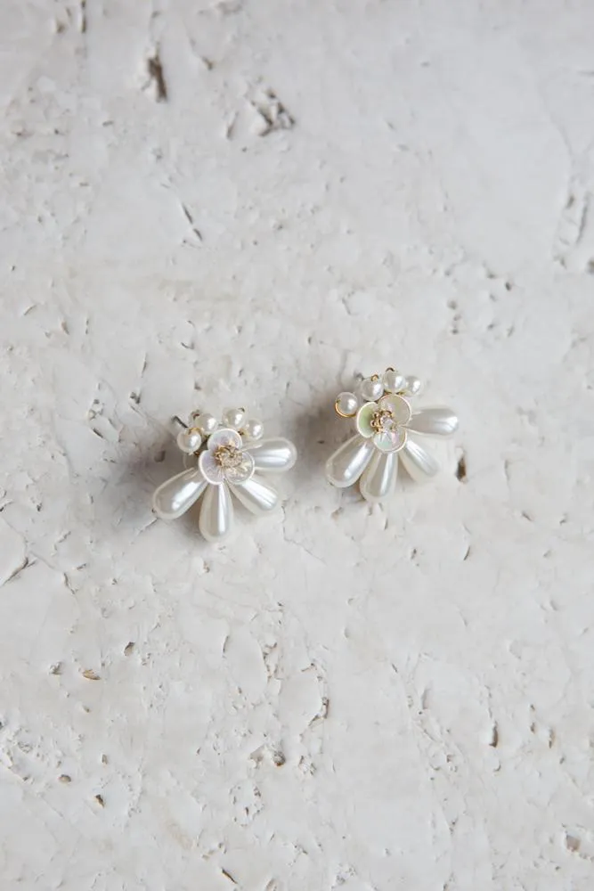 Pearl Flower Earrings