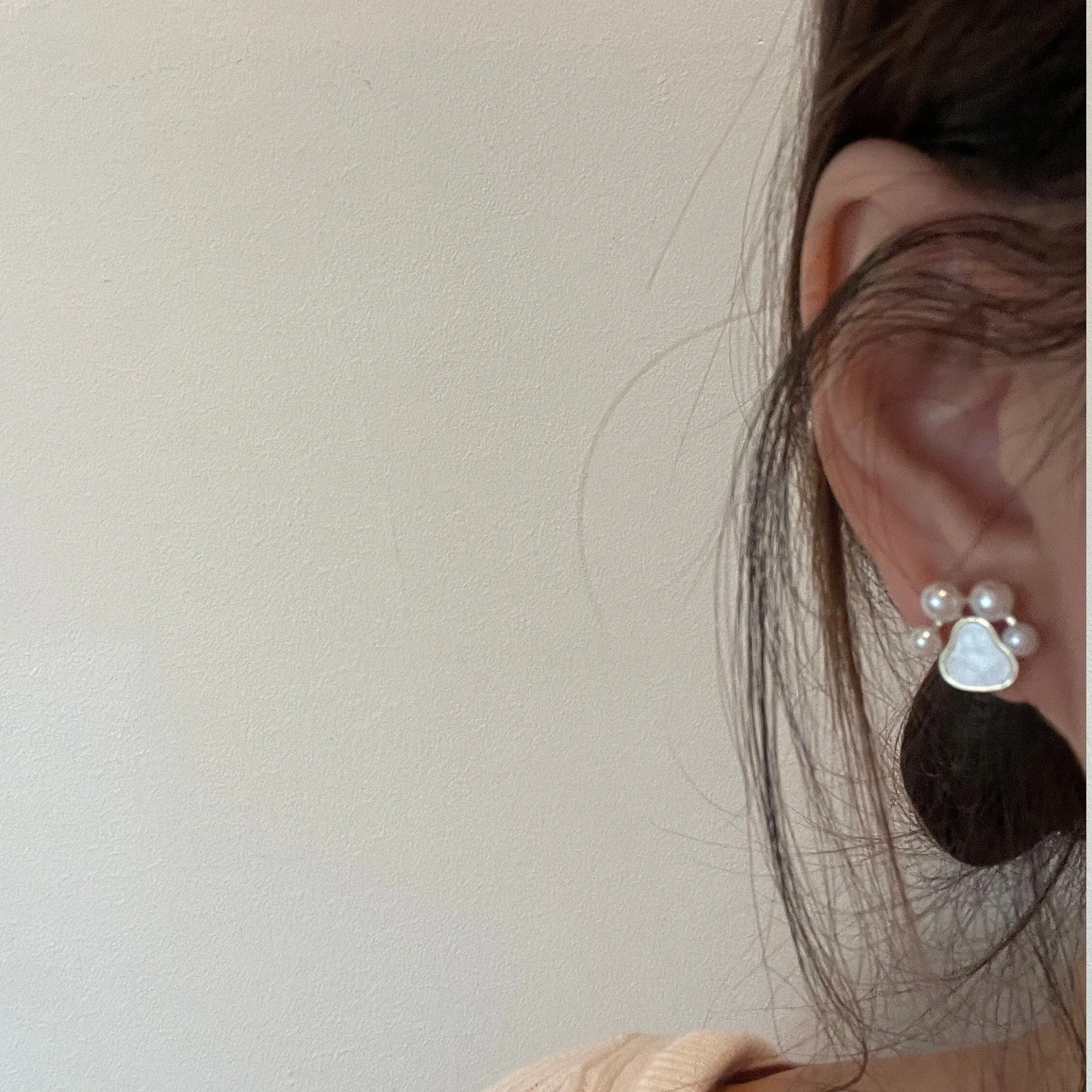 Pearl paw print earrings