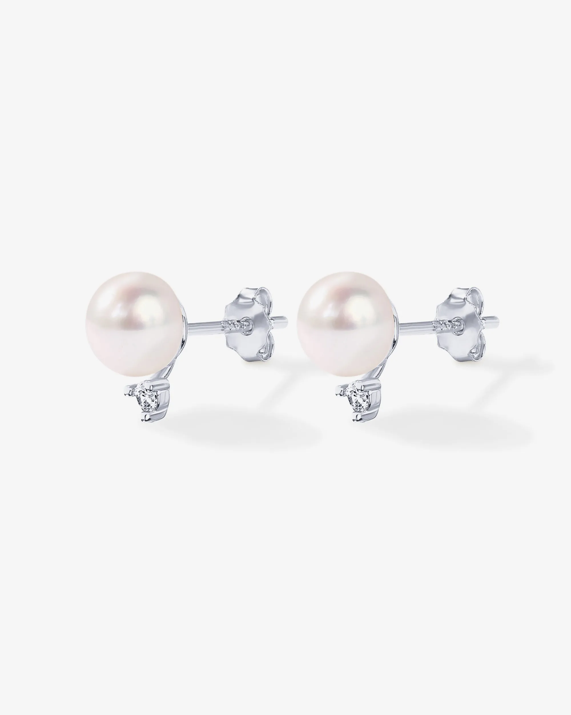 Perla Stud Earrings