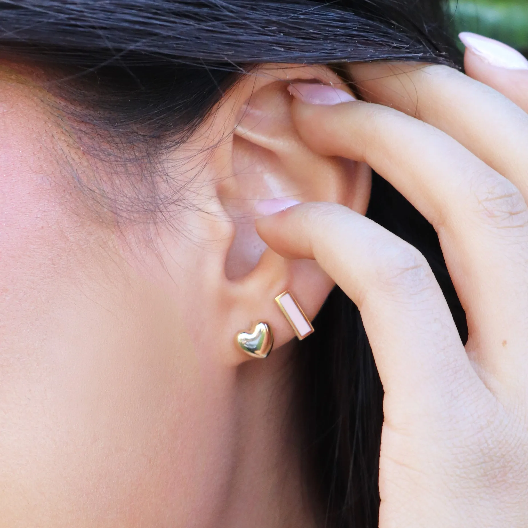 Pink Pearl Bar Stud Earrings