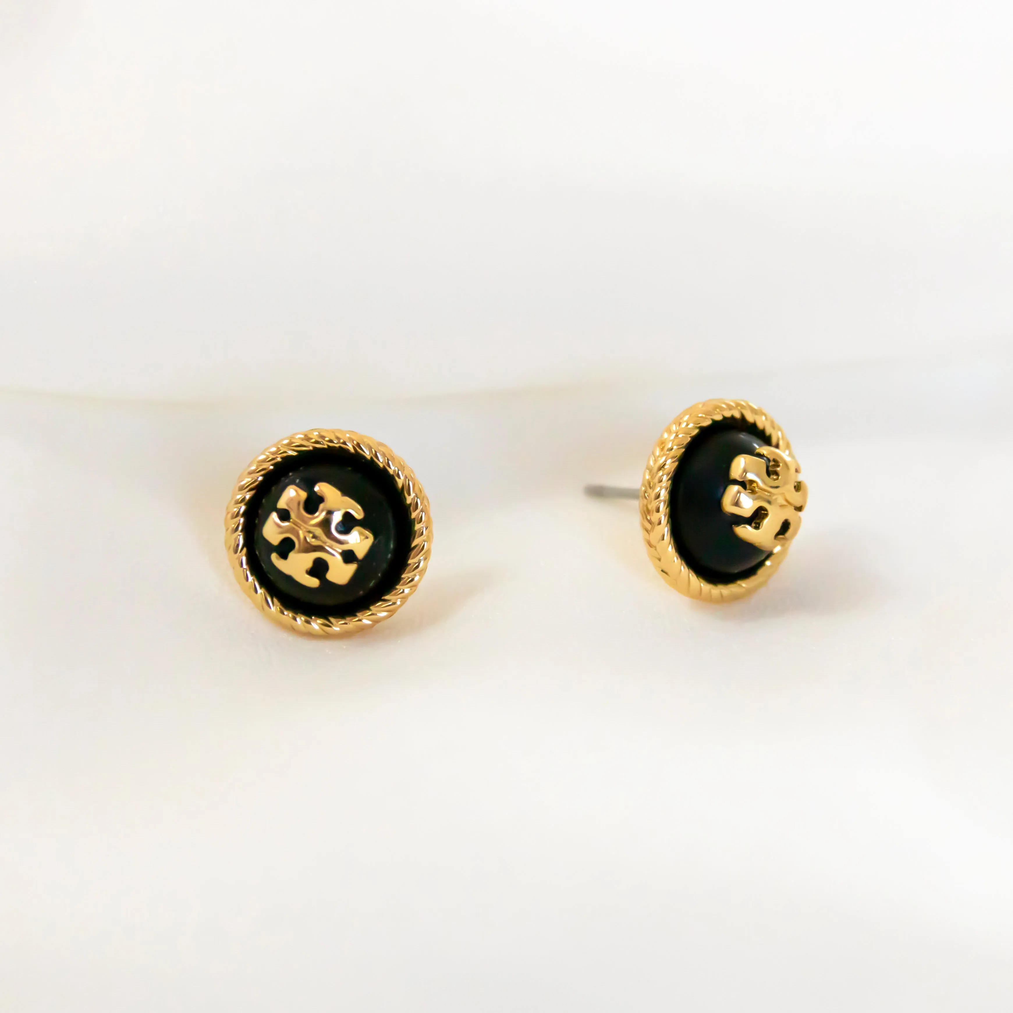 Rope Logo Black Gold Stud Earrings