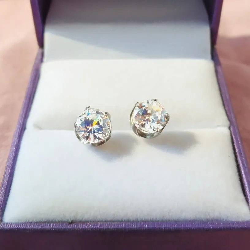 Round Stud Earrings