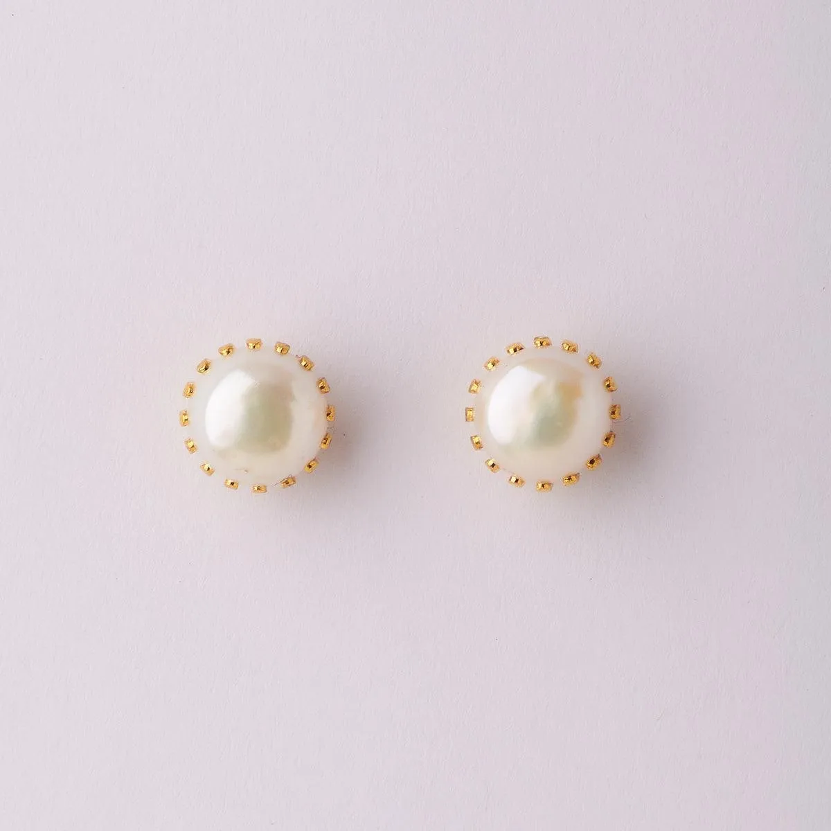 Simple Pearl Stud Earring