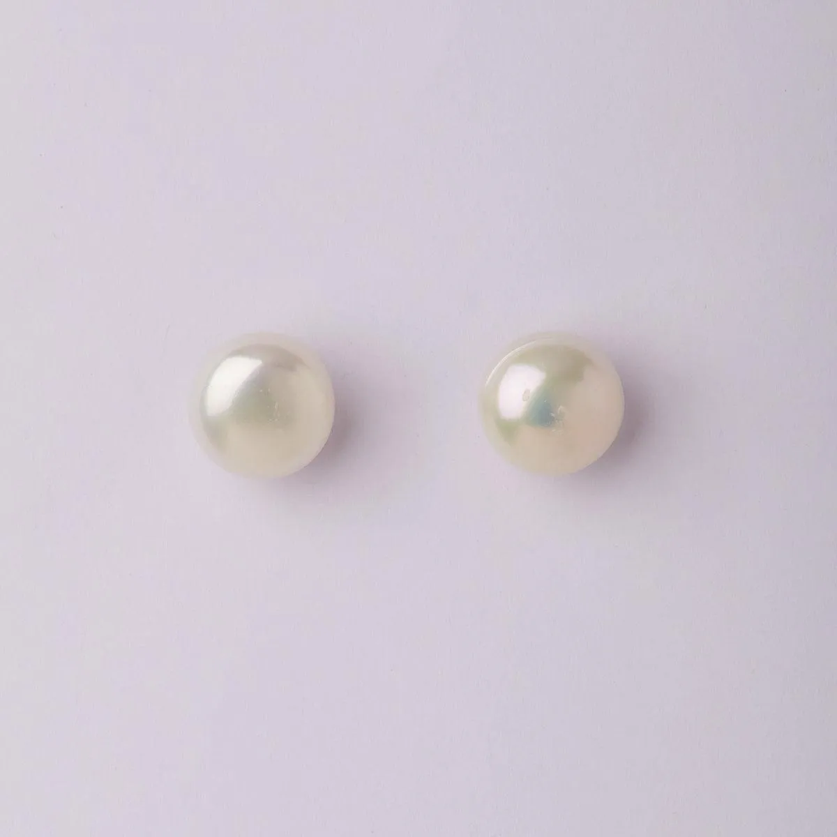 Simple Pearl Stud Earring