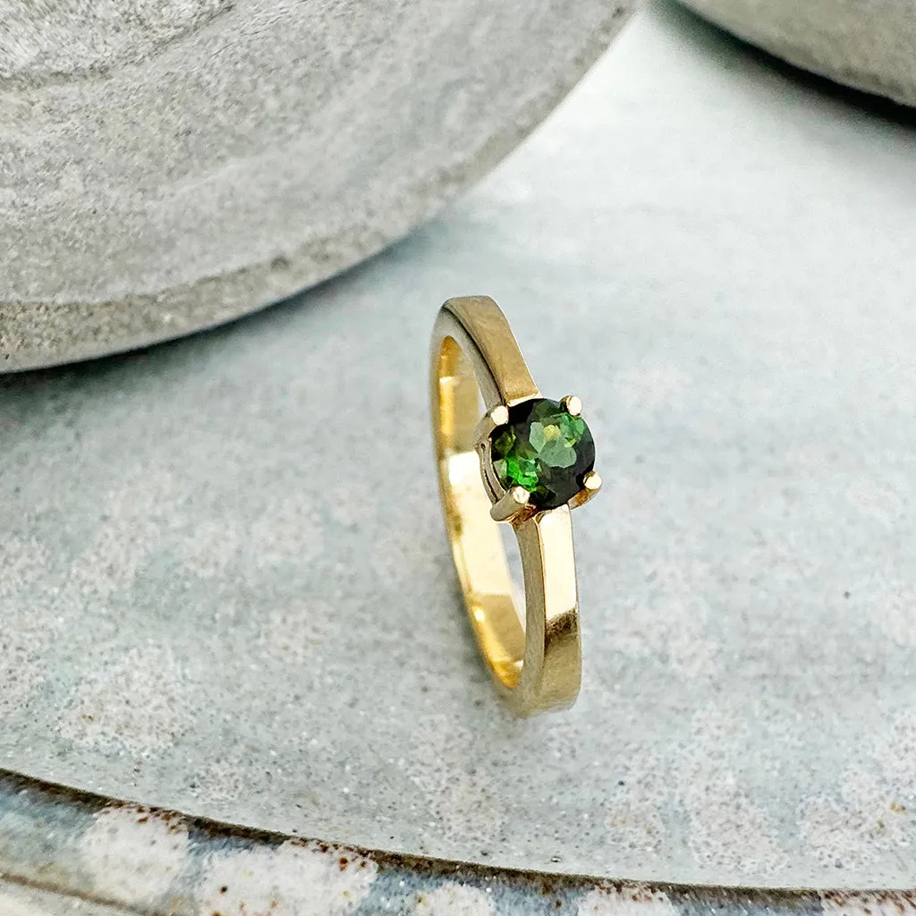 Simply Stylish Petite Yellow Gold Round Tourmaline Solitaire Ring