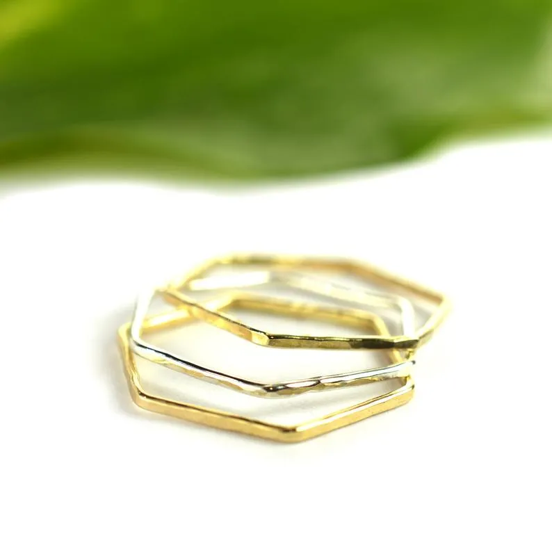 Size 8 / Hammered Hexagon Stackable Ring Set of 3