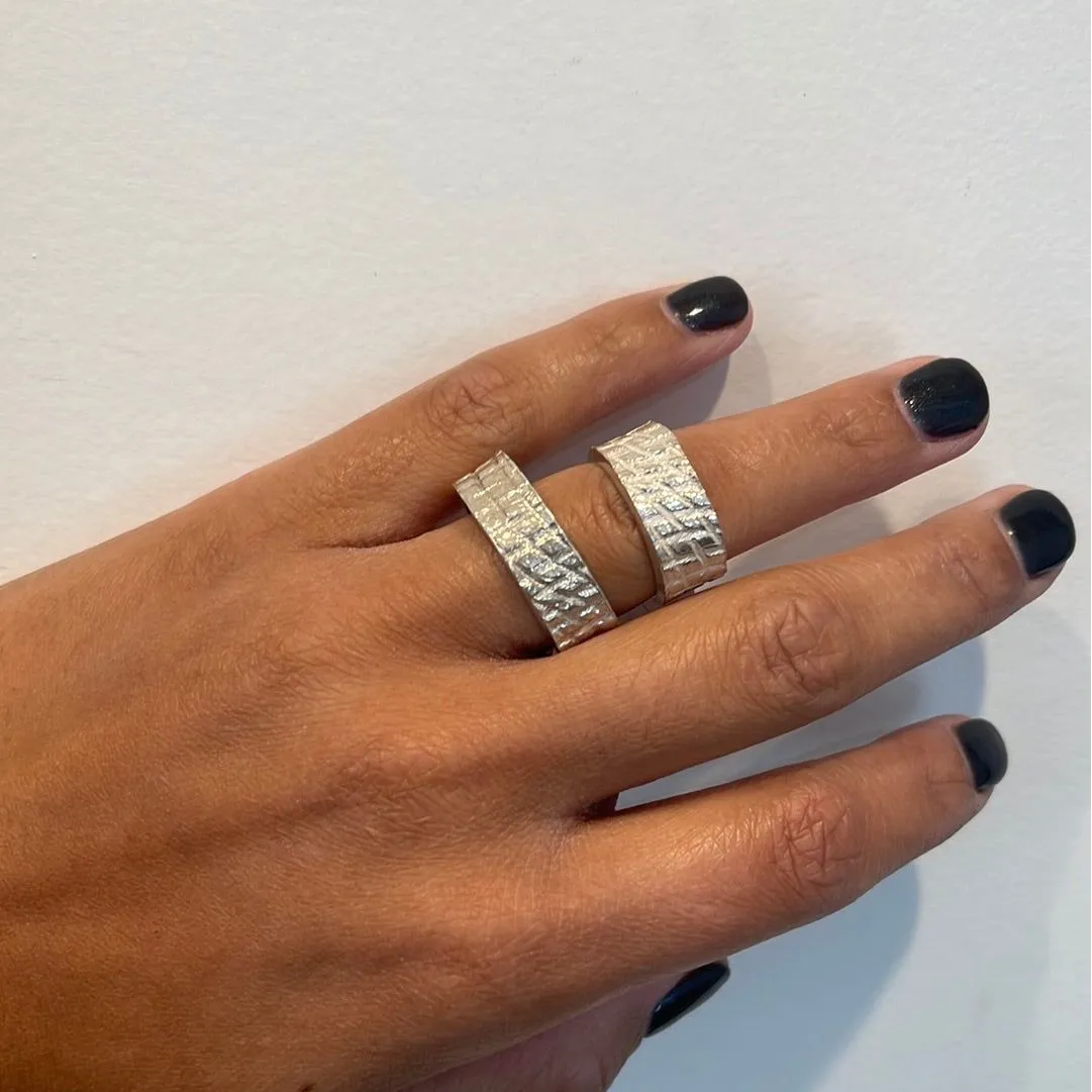 Snake Pattern Sterling Silver Ring