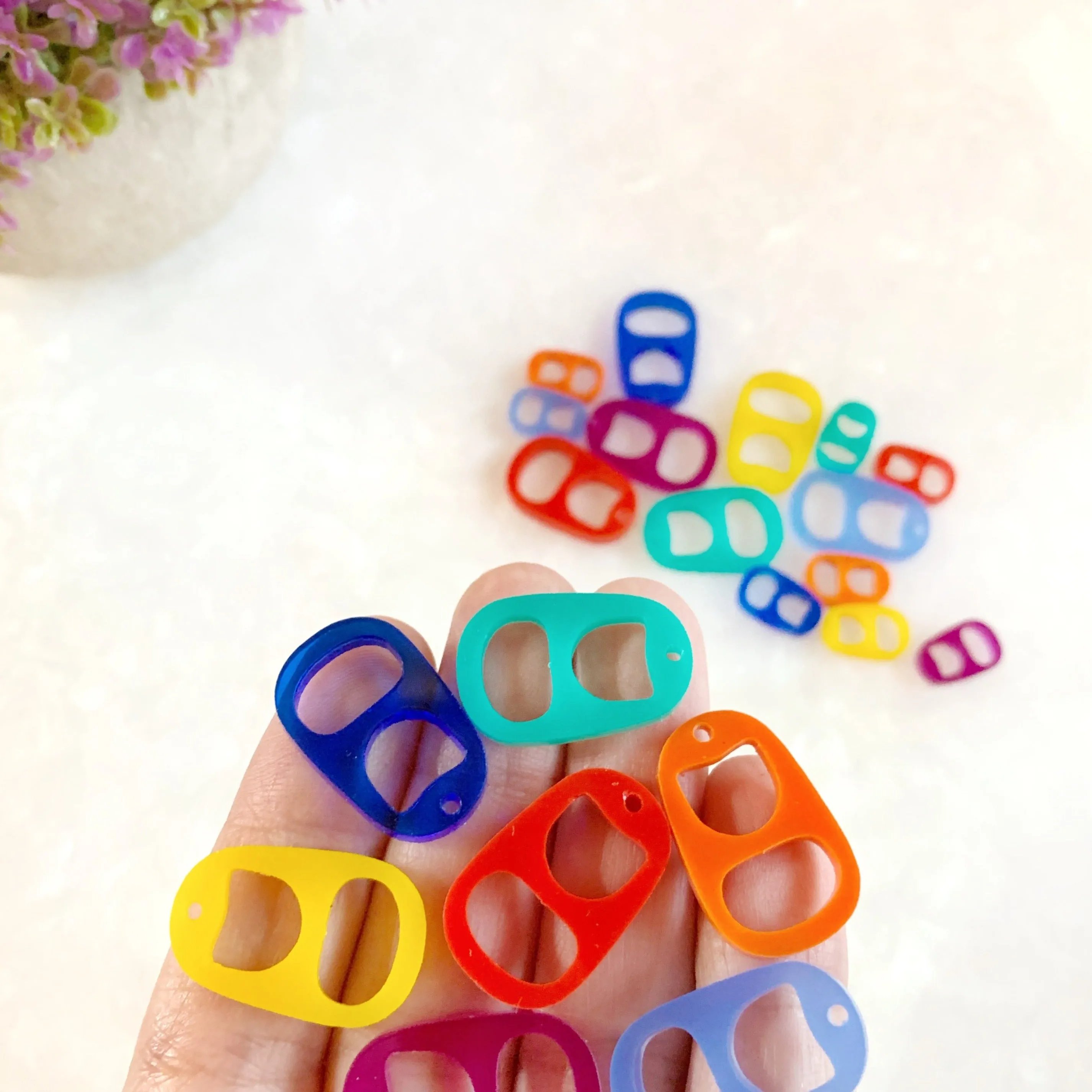 Soda pop tabs / anillas de latas / 10 Pieces, 25mm
