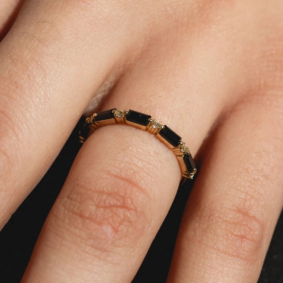 Solid Gold Black Agate Baguette Band