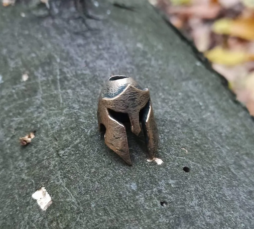 Spartan helmet paracord bead