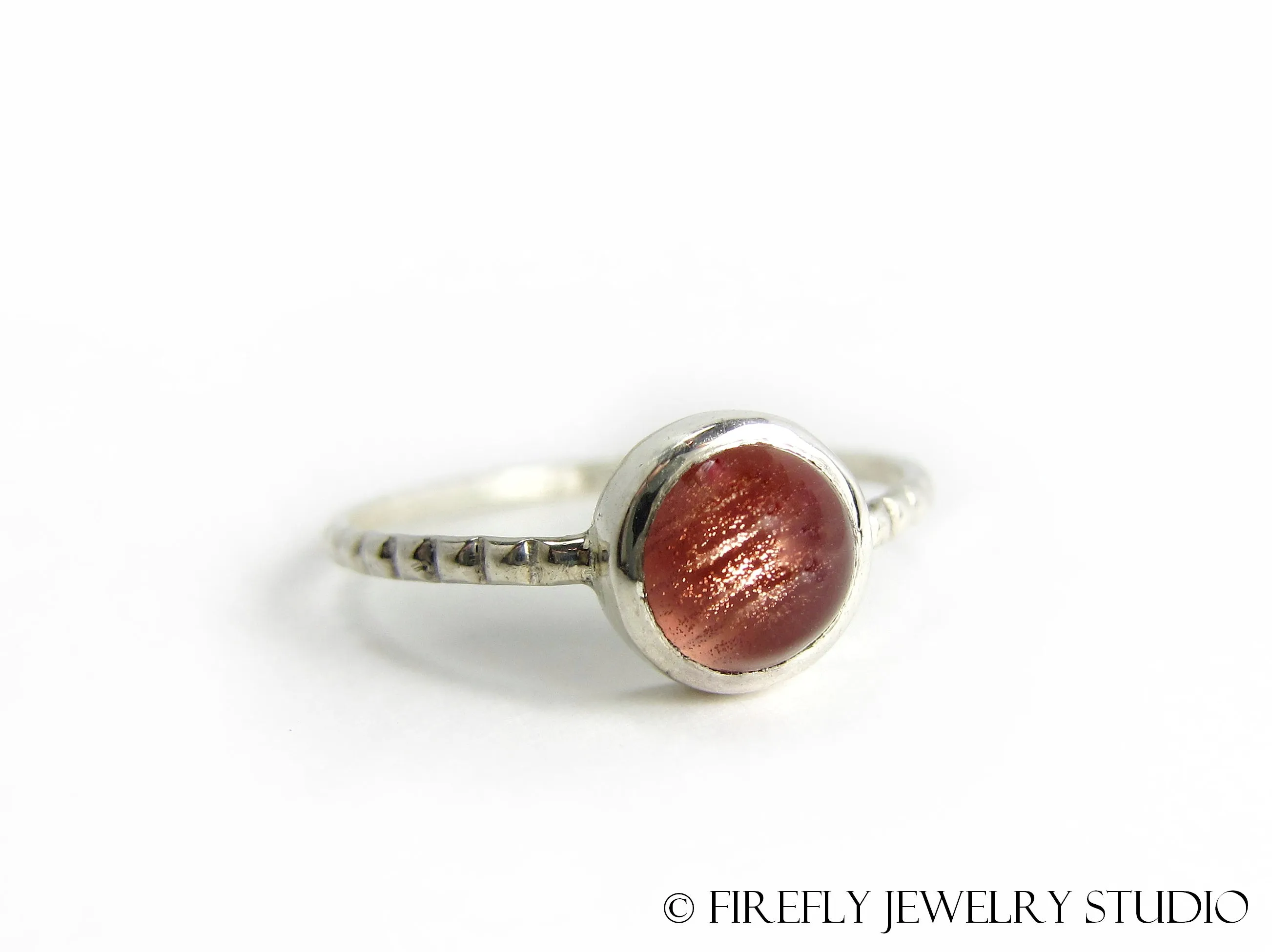 Strawberry Sunstone Solitaire Stacking Ring. Size 8