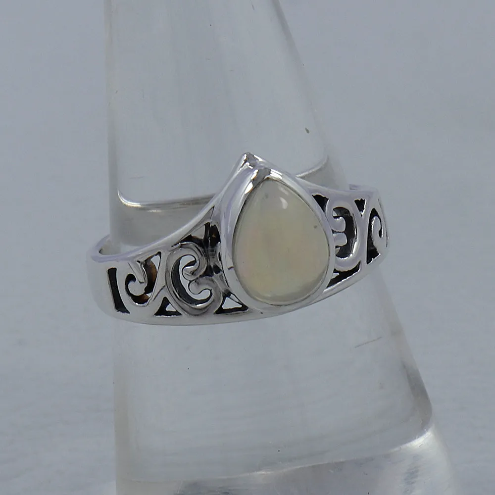 Tanzanite Gemstone Sterling Silver Rings