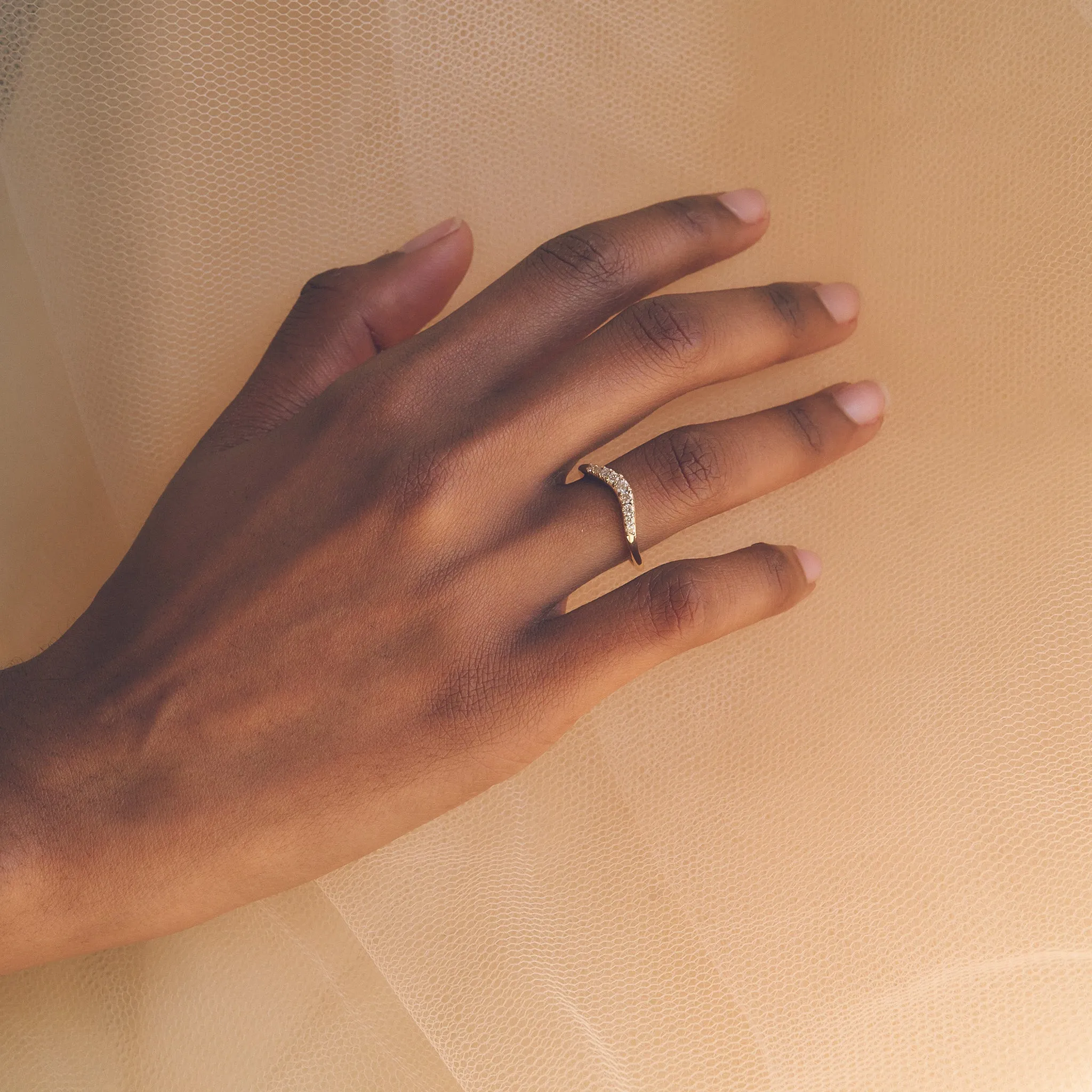 The Holly Arch Band with Diamonds in Yellow Gold