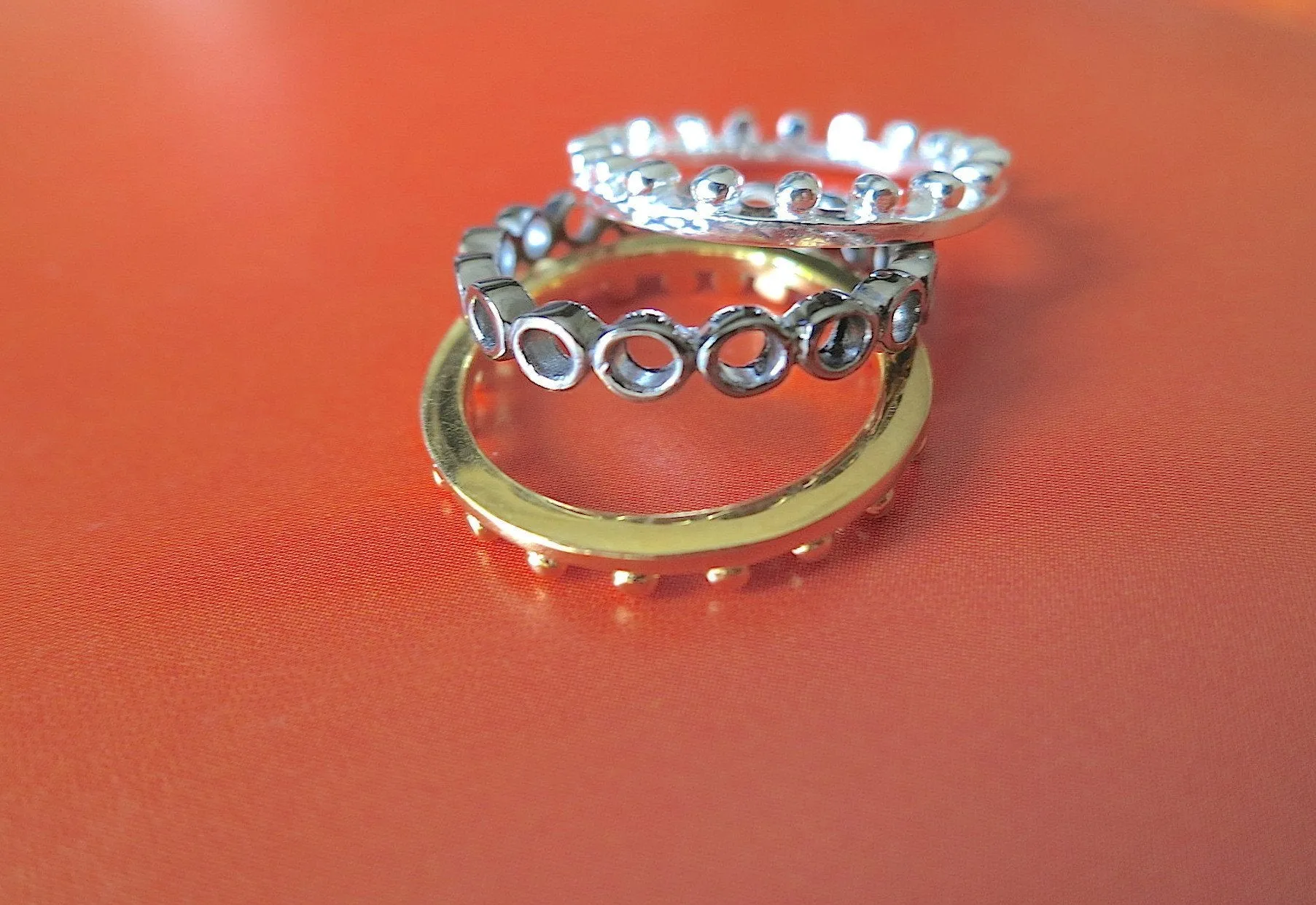Versatile and chic, tri-metal finish, mehndi inspired, set of 3 stacking rings