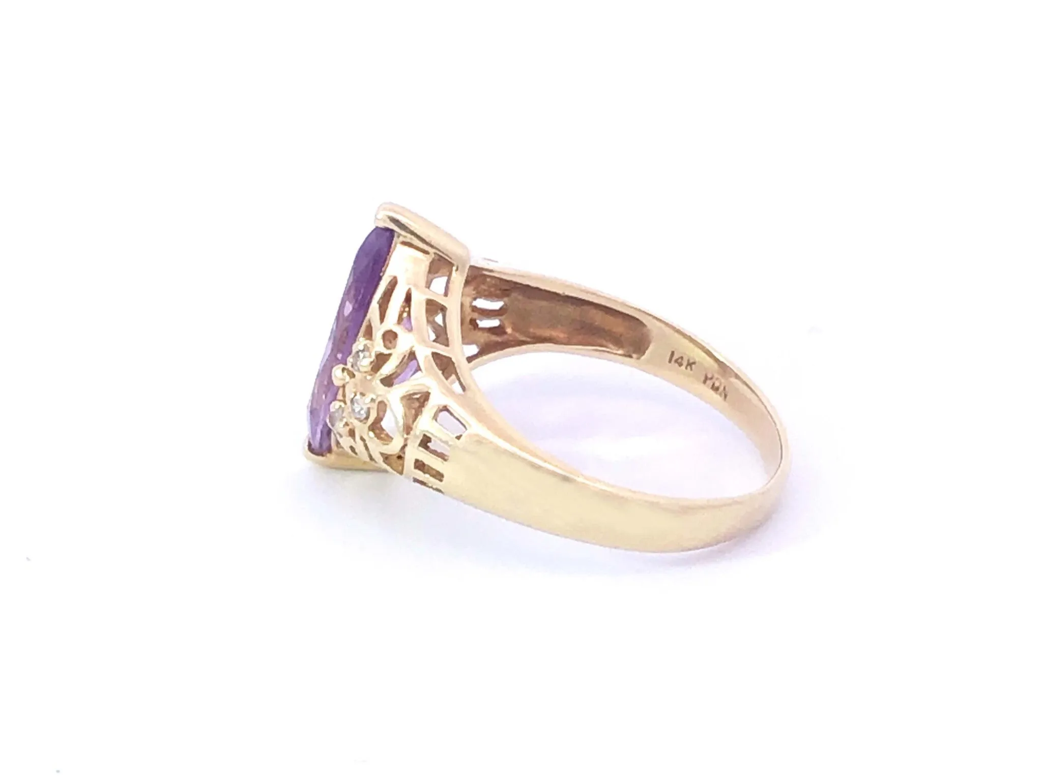 Vintage Marquise Amethyst & Diamond Ring in 14K Yellow Gold