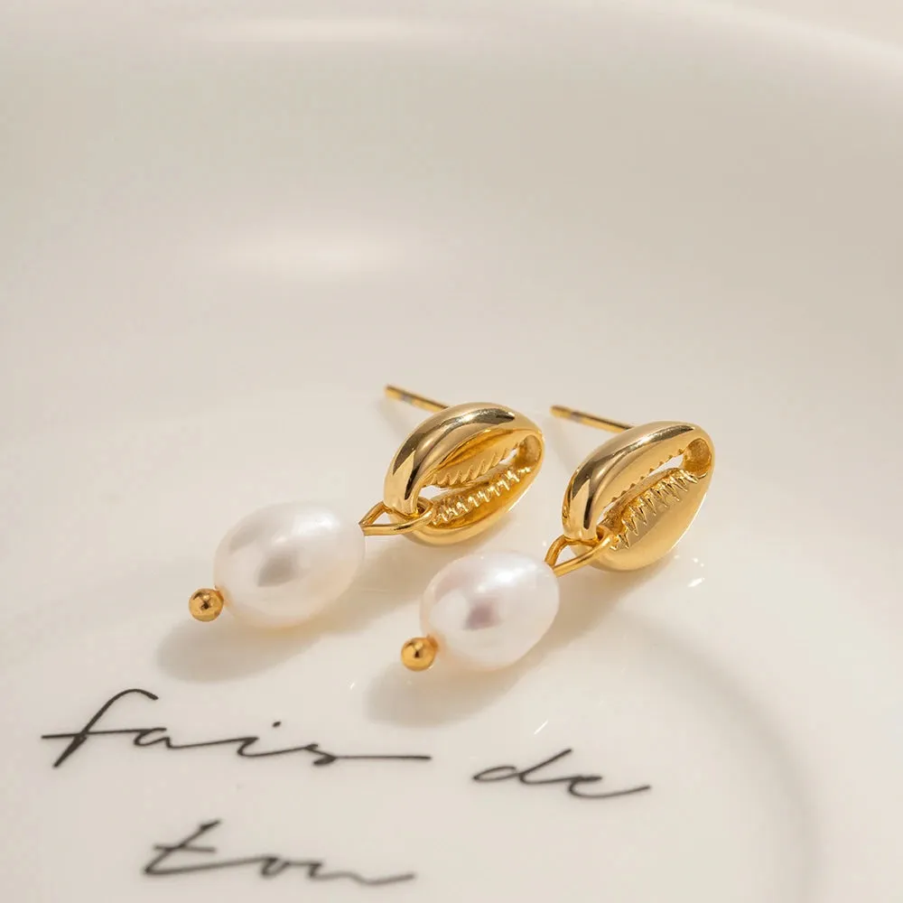 Vintage Shell Stud Design Pearl Drop Earrings