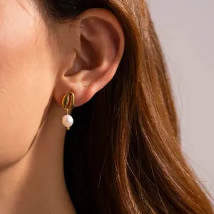 Vintage Shell Stud Design Pearl Drop Earrings