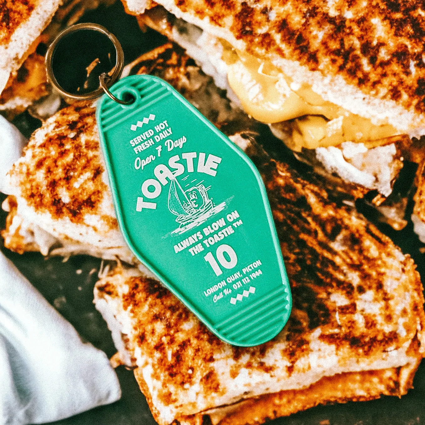 Vintage Style Motel Keychains (50 Piece Minimum Order)
