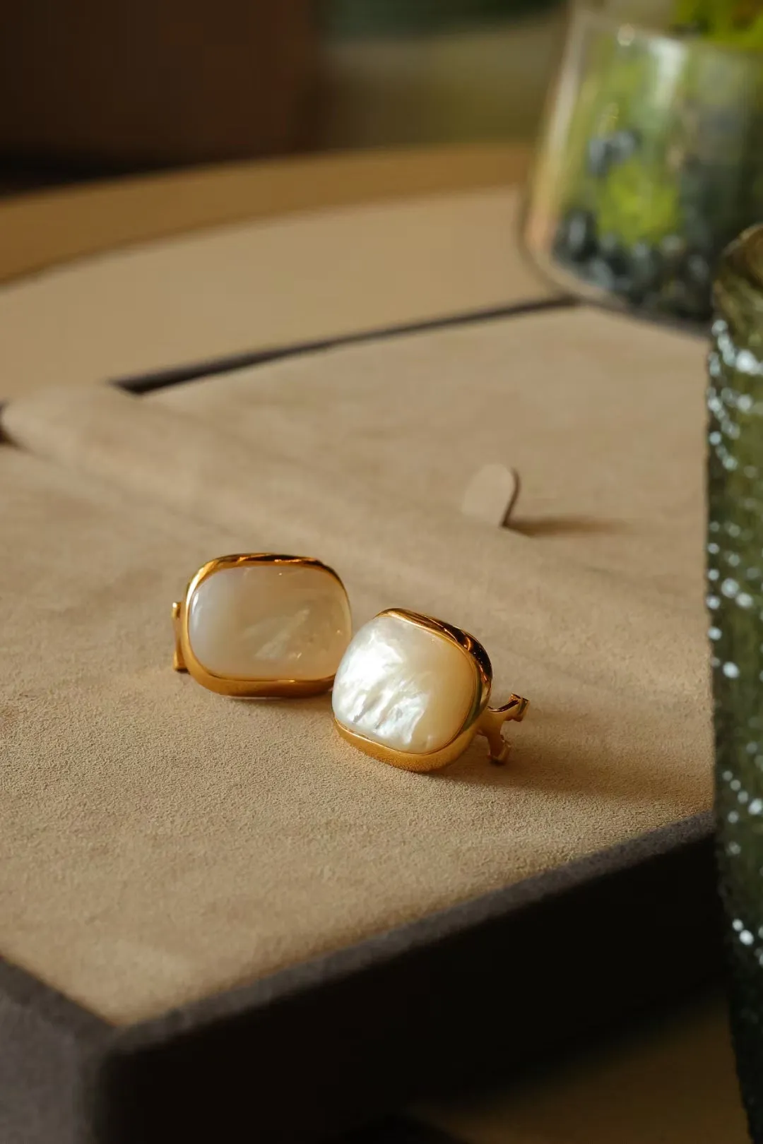 White Mother-of-Pearl Square Earrings