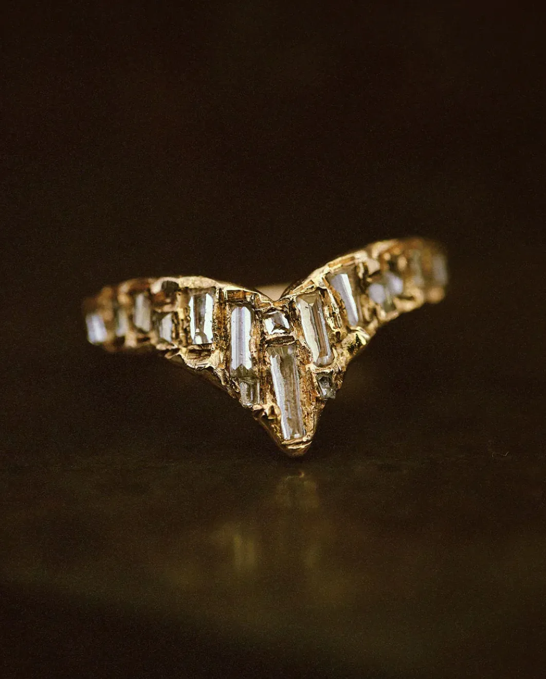 X White Baguette Diamond Scatter Point V Shape Ring