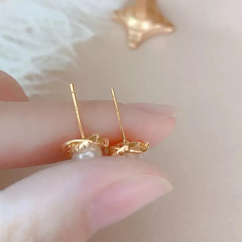 Zircon Pearl Twist Stud Earrings