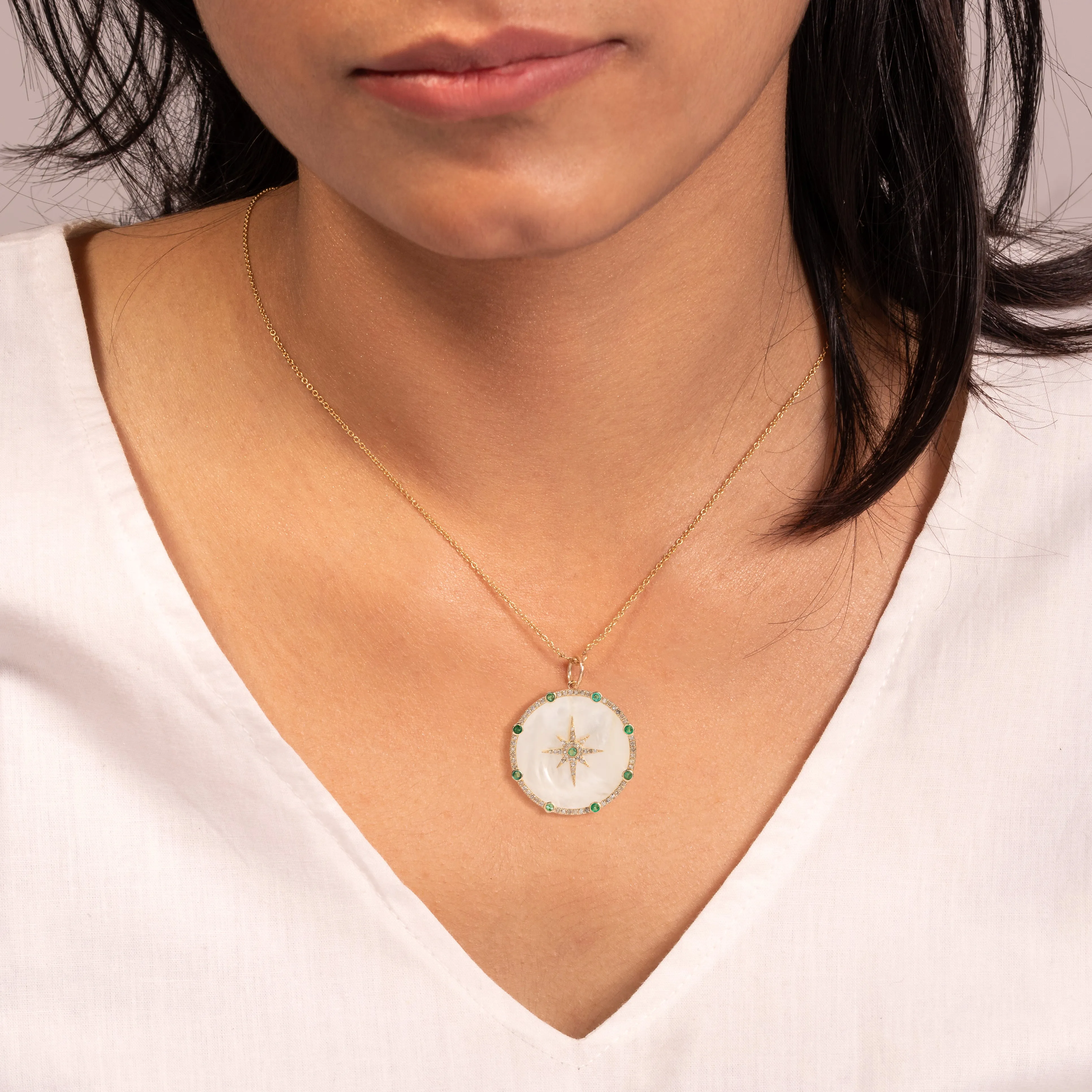 Zizz Emerald & Diamond Halo Pendant with MOP